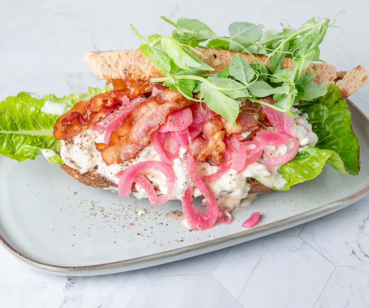 kylling bacon sandwich, økologisk mad lavet i jord og bord